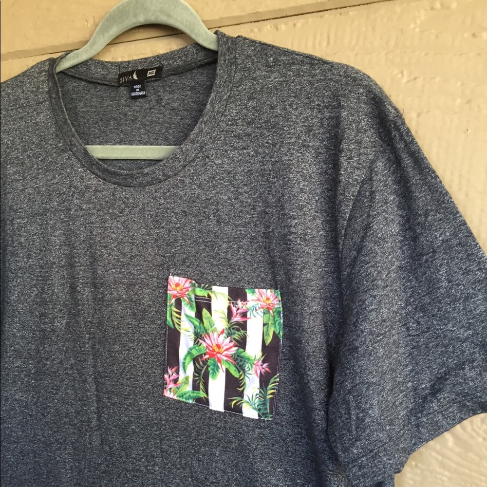 ☀️SALE☀️SIVA Gray Short Sleeve Tee - XL